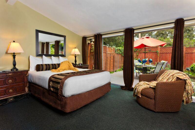 Monterey Peninsula Inn Pacific Grove Exterior photo